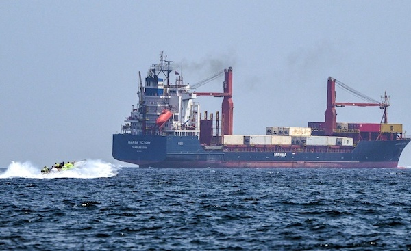 Tensions au Moyen-Orient : Deux pétroliers font demi-tour devant le détroit d'Ormuz