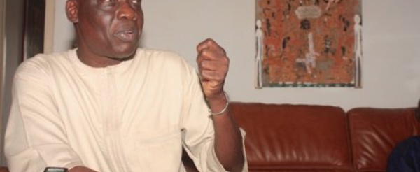 Des « enveloppes confortables » distribuées au dialogue national