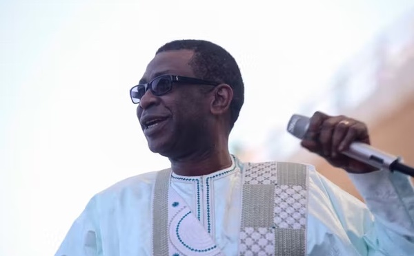 Mali : La star Youssou Ndour exfiltrée de Bamako en plein chaos sécuritaire