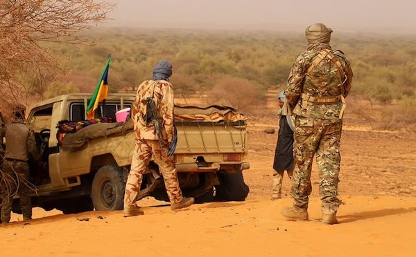 Kidal et Gao visés : Le FLA et le JNIM revendiquent des victoires stratégiques