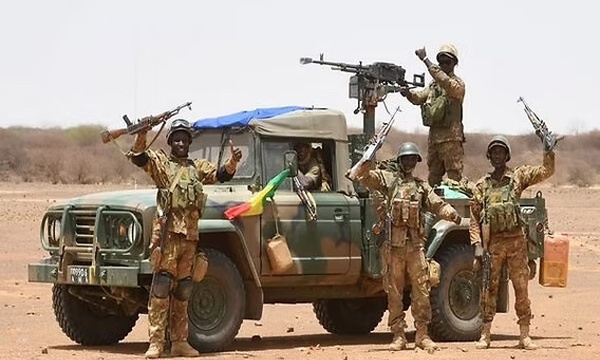 Mali : Une base logistique terroriste démantelée à Tombouctou