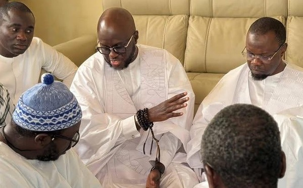 Touba : Sonko et El Malick Ndiaye chez Serigne Mountakha