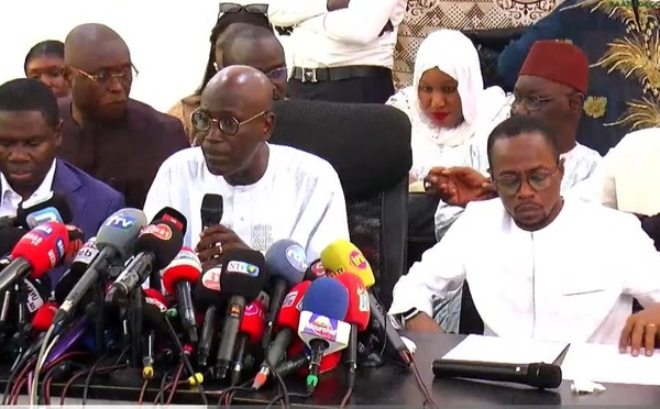 Sénégal : L'APR dénonce la crise au sommet de l'État et remanie ses instances