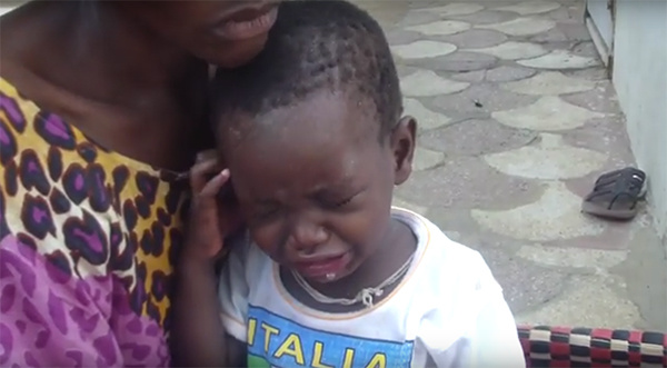 LOUGA: un bébé bisexué de 22 mois en situation de detresse (vidéo)