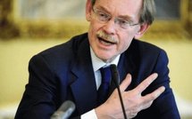 Le problème des licences éclipse la mission de la banque mondiale