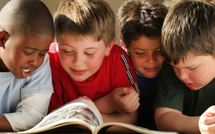 POURQUOI PAS UN PROGRAMME NATIONAL:  « UN CADEAU - UN LIVRE » ?