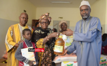 Coronavirus – Centre Olivier Grouès : des kits d’hygiène et des denrées alimentaires remis aux sourds-muets (vidéo) Coronavirus – Centre Olivier Grouès : des kits d’hygiène et des denrées alimentaires remis aux sourds-muets (vidéo)