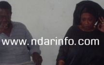 [Vidéo Inédite] Jacob Yacouba peint à côté de Marie Madeleine Diallo, son épouse.