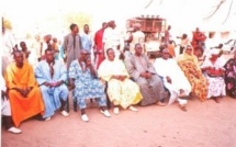 Pendant qu'il cherche à débaucher des libéraux, Macky Sall snobe ses militants de la première heure.