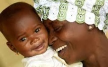 Fête des mères: ce que la science nous a appris sur la relation entre la mère et sa fille ou son fils