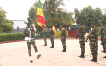 Armée : 1996 nouvelles recrues dont 92 femmes reçoivent le drapeau national à Bango
