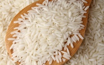 Riz brisé ordinaire : de 350 à 300 FCFA le kilo, des contrôles annoncés sur les marchés