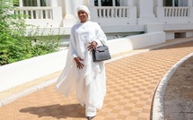 Marie Khone Faye offre 100 paquets de serviettes hygiéniques aux lycéennes de Saint-Louis