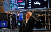 Wall Street chute : Le pétrole dépasse les 100 dollars face à la guerre en Iran