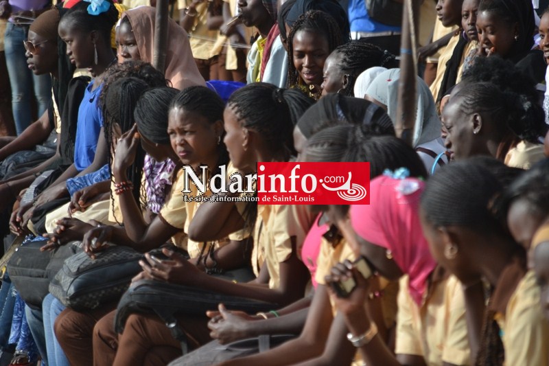 Lancement des activités du Gouvernement scolaire Lycée Charles Degaulle02