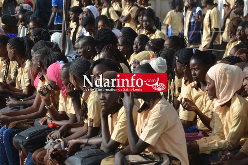 Lancement des activités du Gouvernement scolaire Lycée Charles Degaulle03