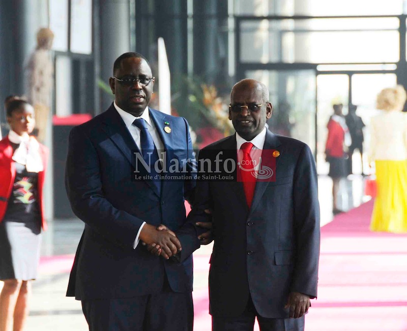 ARRIVEE DE CHEFS D ETATS (24)