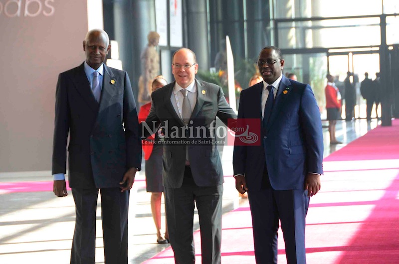 ARRIVEE DE CHEFS D ETATS (17)