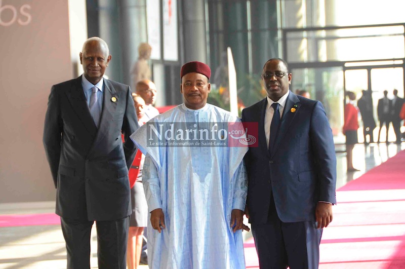 ARRIVEE DE CHEFS D ETATS (18)