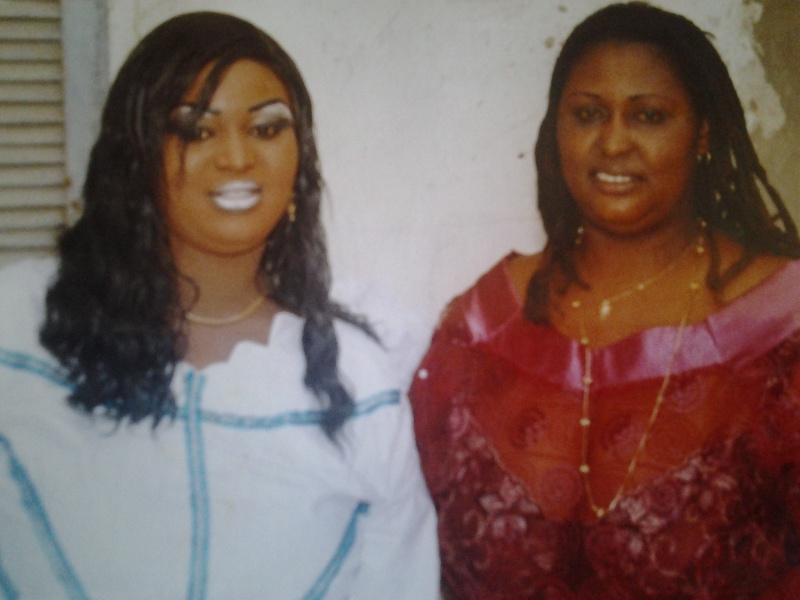Ndeye Meïssa et sa grande soeur Yatou Ndeye Meïssa et sa grande soeur Yatou