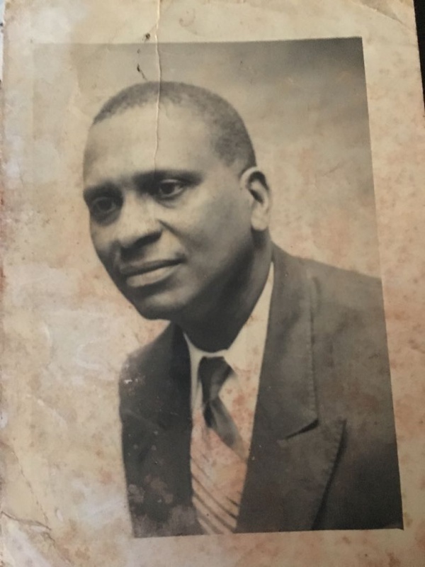 Ahmed Abdoulaye Bodeigne DIAW ancien gouverneur et diplomate Ahmed Abdoulaye Bodeigne DIAW ancien gouverneur et diplomate